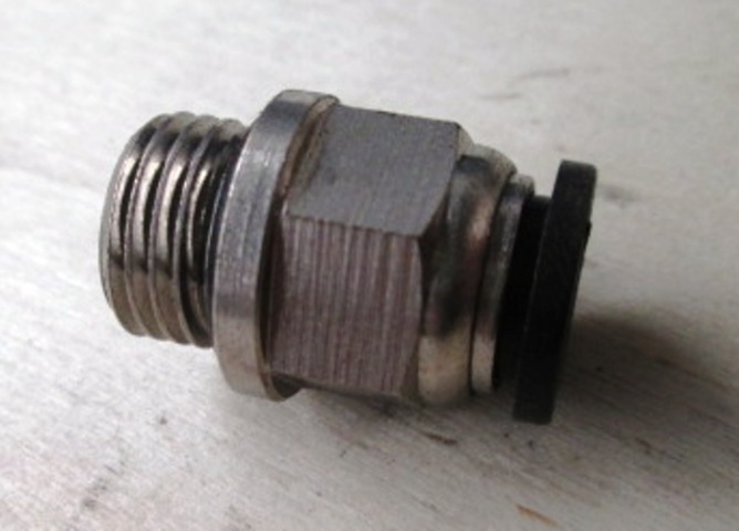 RACORD RECTO 1/4" / T.6-8 CXR